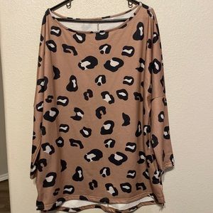 NWOT Leopard Print Top